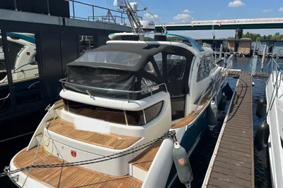 2017 Marex 320 ACC / Modell 2018 / mit Klimaanlage