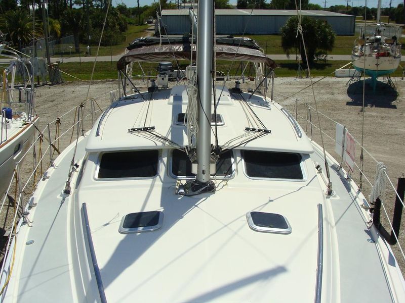 2003 Hunter 426 DS 44 DS