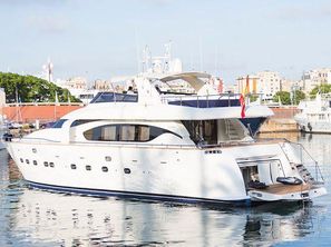 2002 Maiora 24