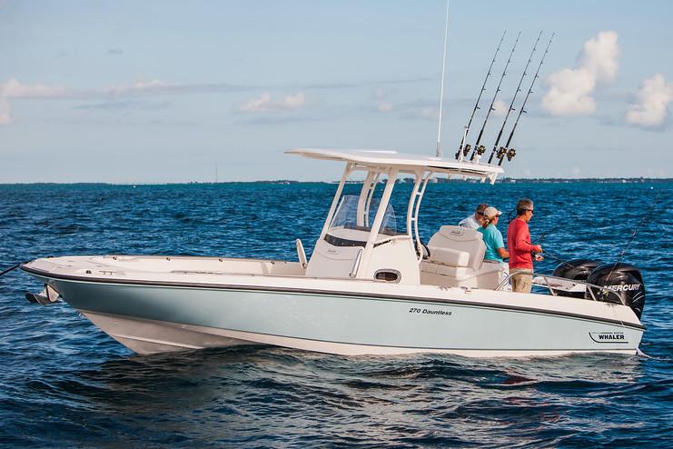 2018 Boston Whaler 270 Dauntless