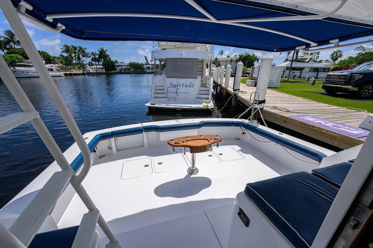 2001 Viking 65 