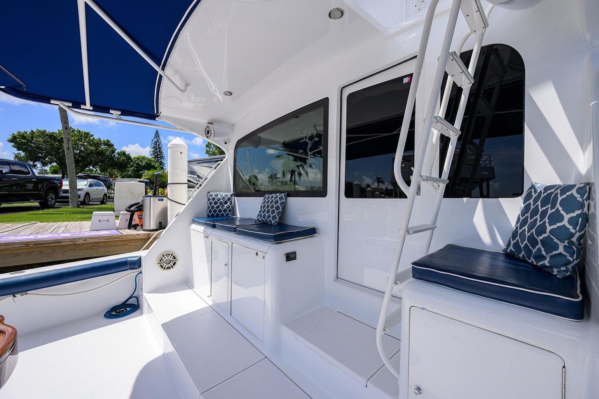2001 Viking 65 