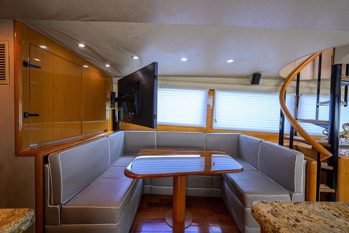 2001 Viking 65 