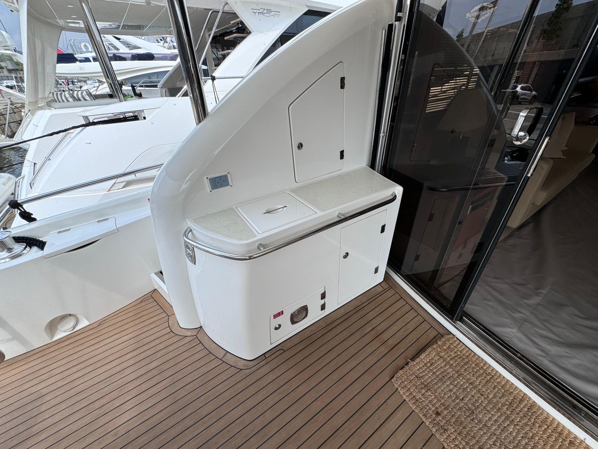 2008 Sunseeker 73 