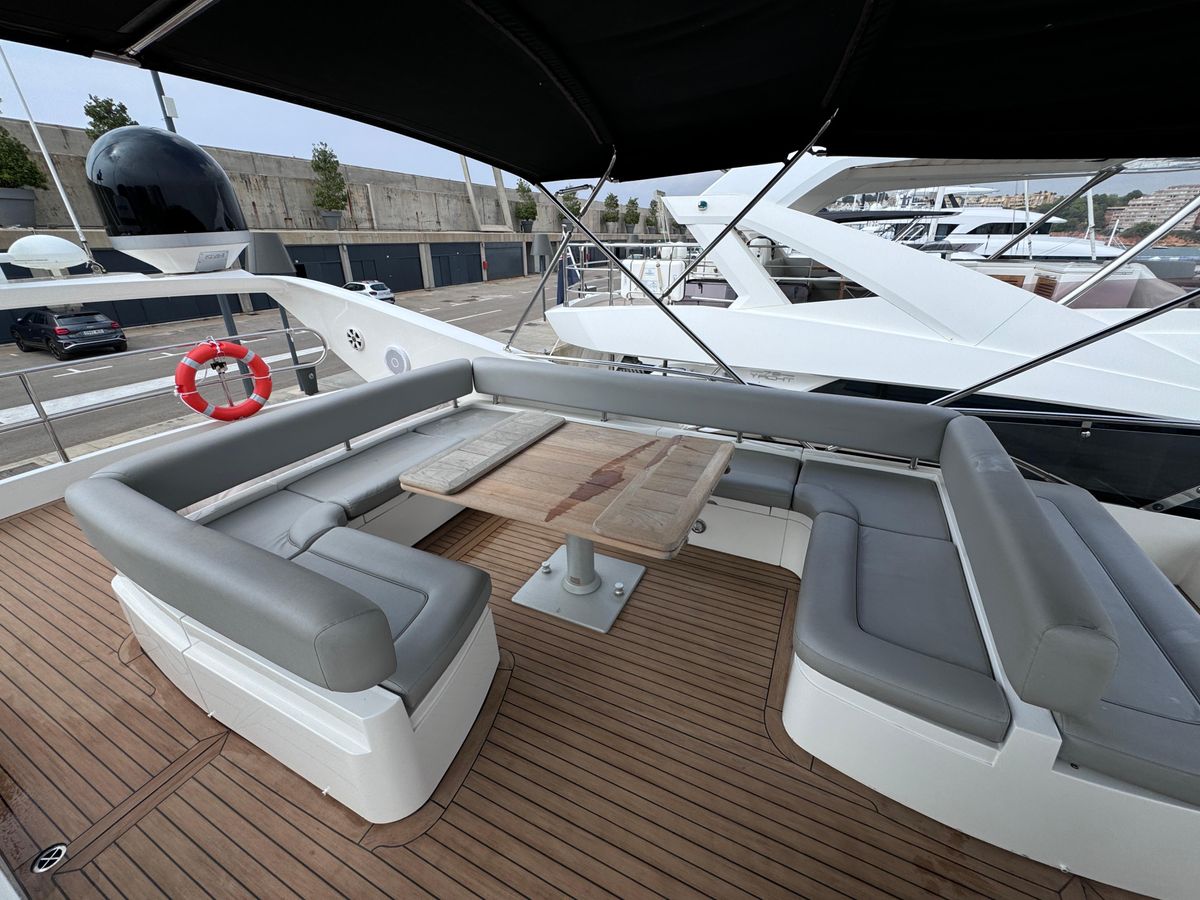 2008 Sunseeker 73 