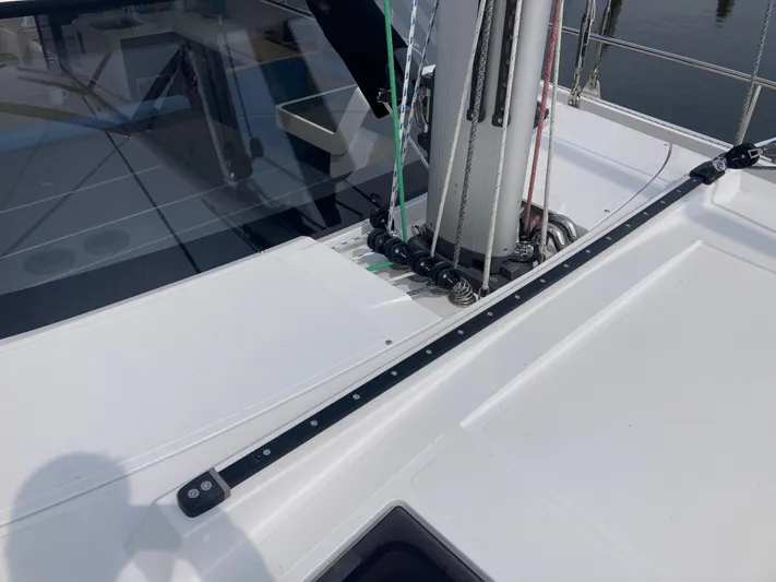  Yacht Photos Pics 2022 Moody Decksaloon 41 yacht deck with mast and rigging details.