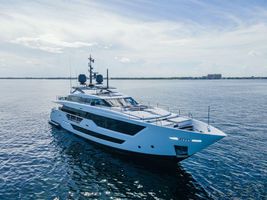 2024 106' Ferretti Yachts-Custom Line Miami, FL, US