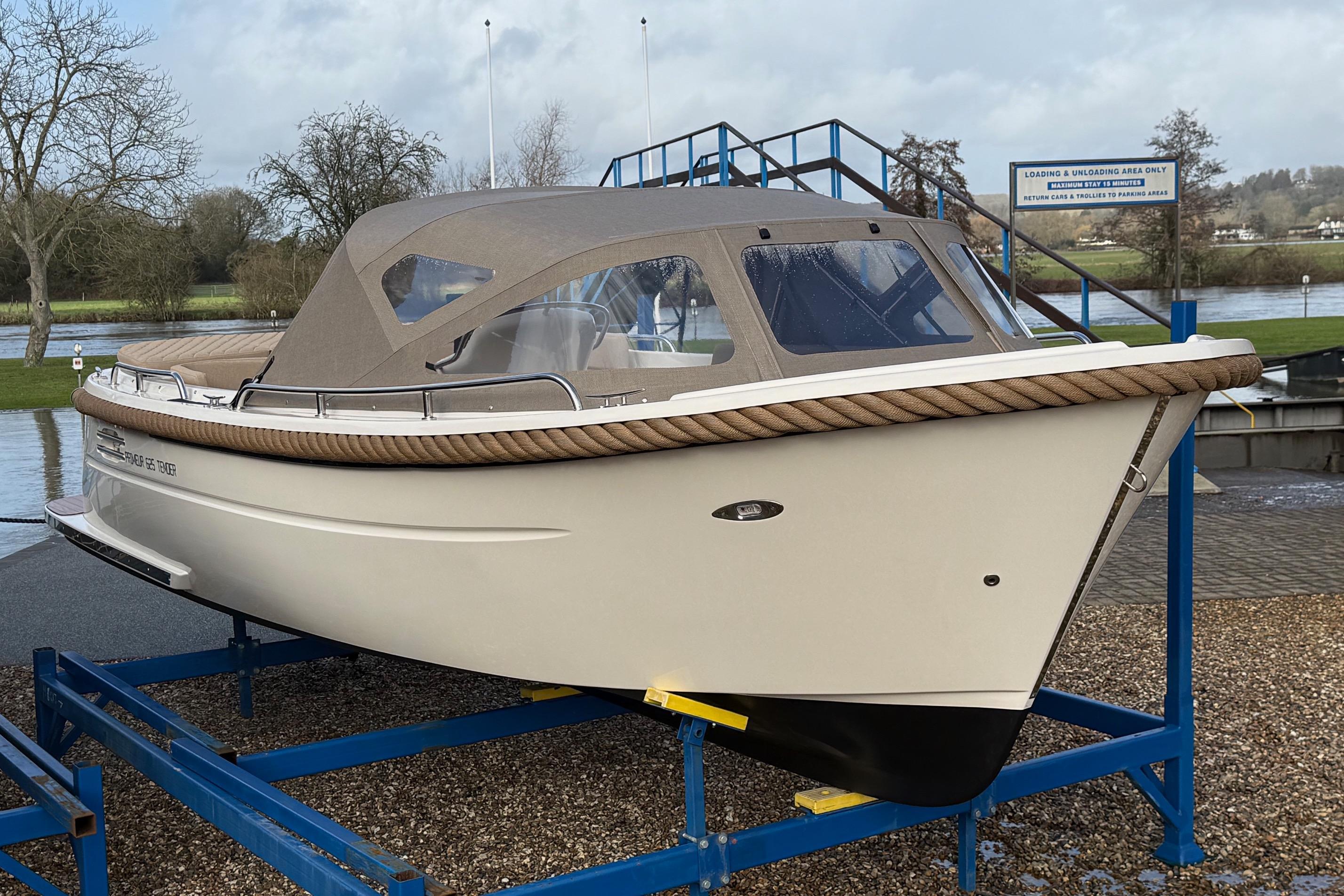 2026 Primeur 625 Tender