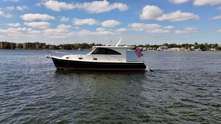 2015-37-marlow-marlow-37-pilot