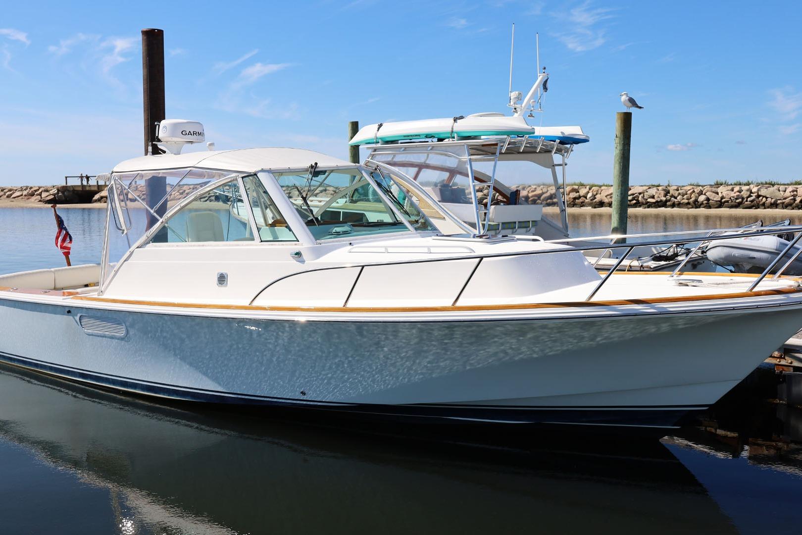 Hunt Yachts Surfhunter 29