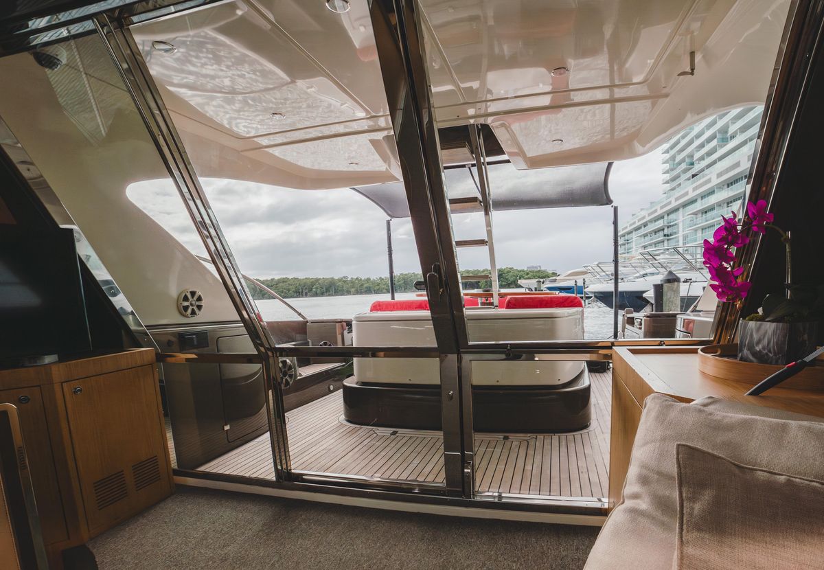 2011 Riva 56 