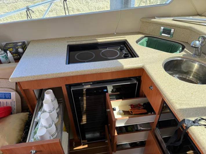 Amaya Yacht Photos Pics 