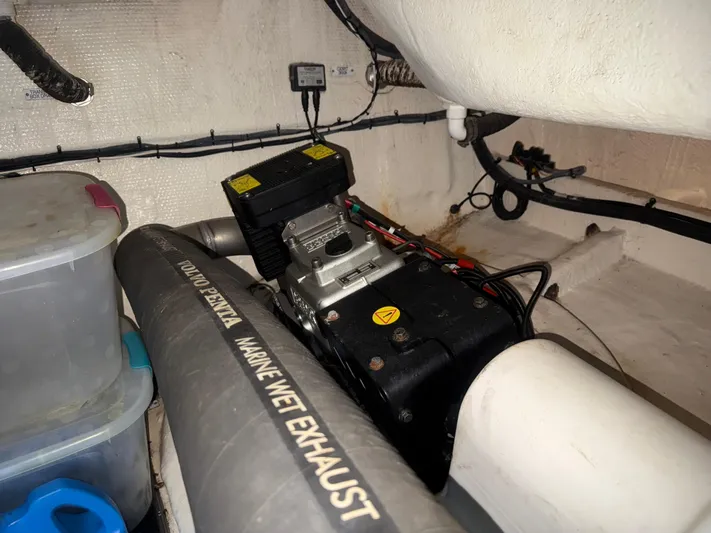 Amaya Yacht Photos Pics 