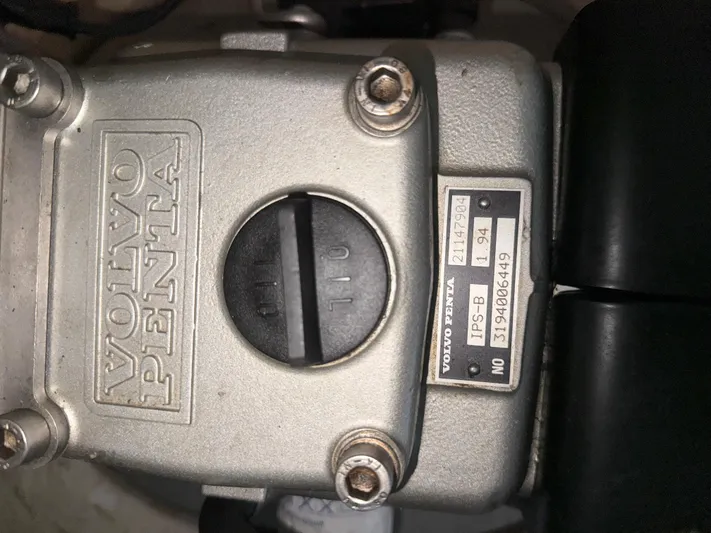 Amaya Yacht Photos Pics 