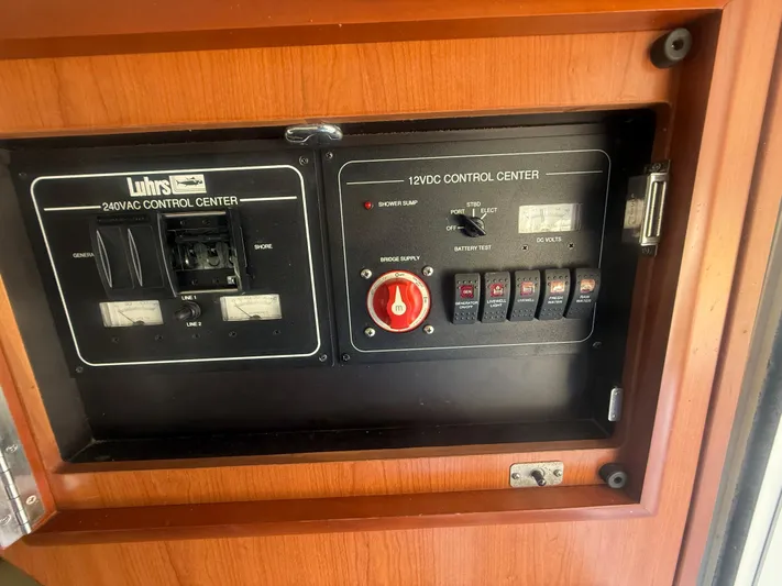 Amaya Yacht Photos Pics 