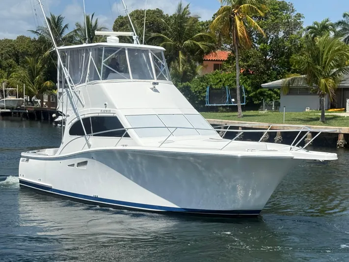 Amaya Yacht Photos Pics 