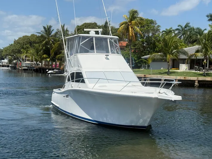 Amaya Yacht Photos Pics 