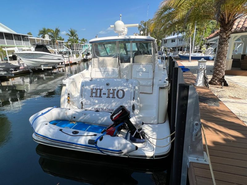 2005 Tiara Yachts 3600 Sovran