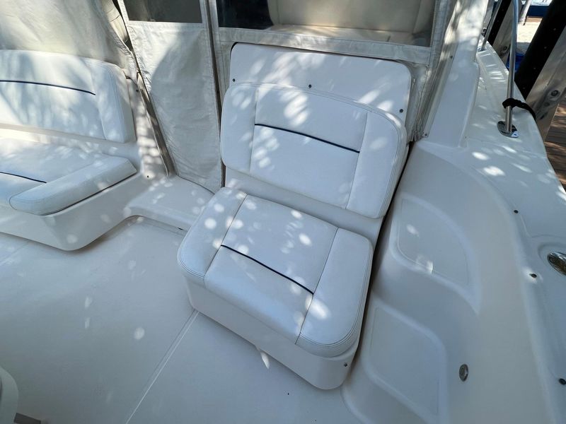 2005 Tiara Yachts 3600 Sovran