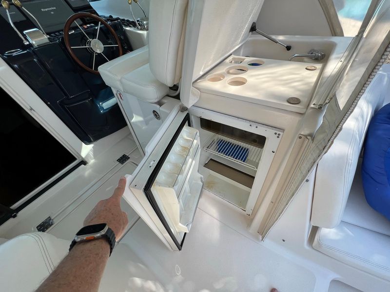 2005 Tiara Yachts 3600 Sovran