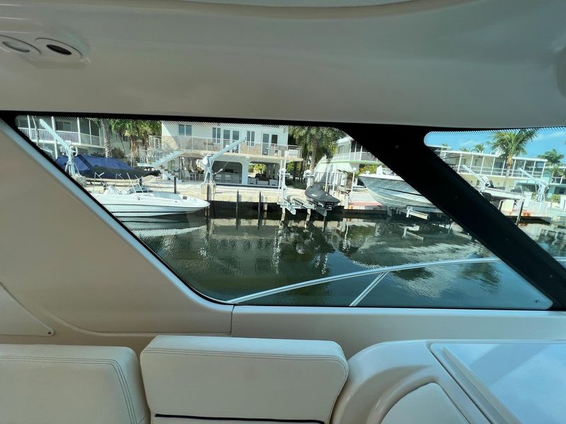 2005 Tiara Yachts 3600 Sovran