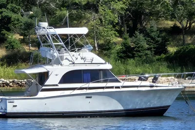 Bertram Flybridge Cruiser
