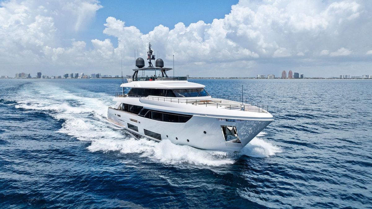 2024 Custom Line 110 