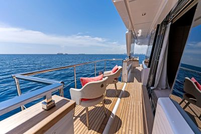 Yacht