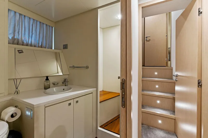 Double Up Yacht Photos Pics 