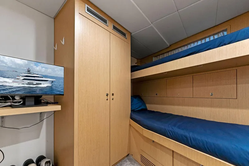 Double Up Yacht Photos Pics 