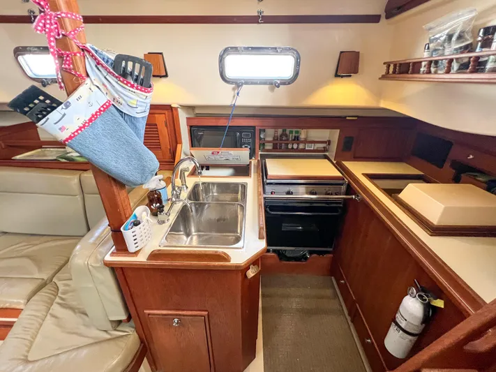 Likeke Yacht Photos Pics 