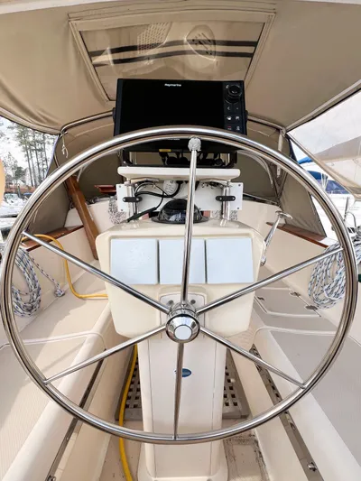 Likeke Yacht Photos Pics 