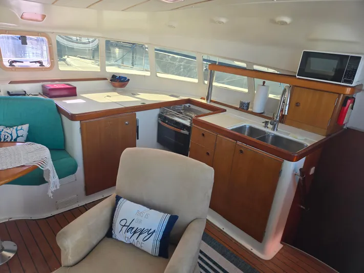 2nd Wind Yacht Photos Pics 