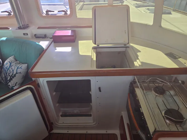 2nd Wind Yacht Photos Pics 