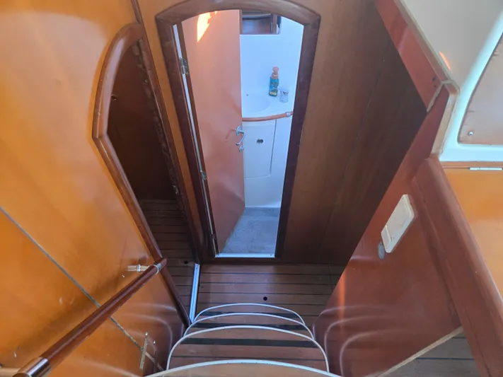 2nd Wind Yacht Photos Pics 