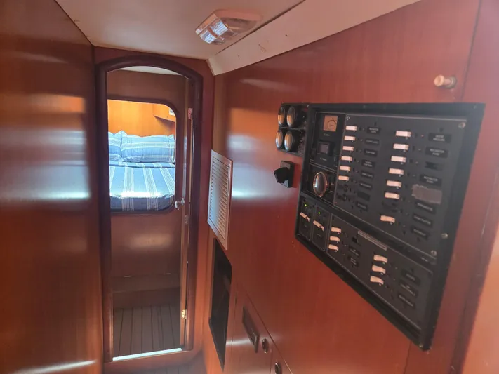 2nd Wind Yacht Photos Pics 