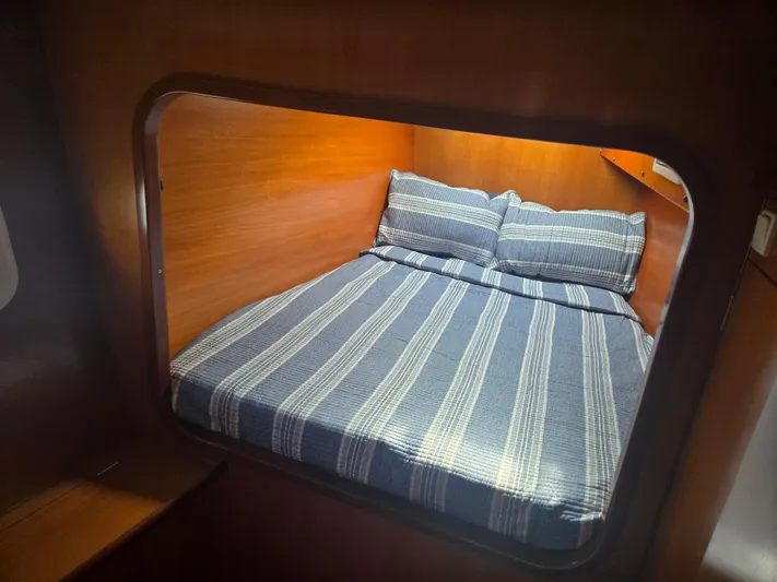 2nd Wind Yacht Photos Pics 