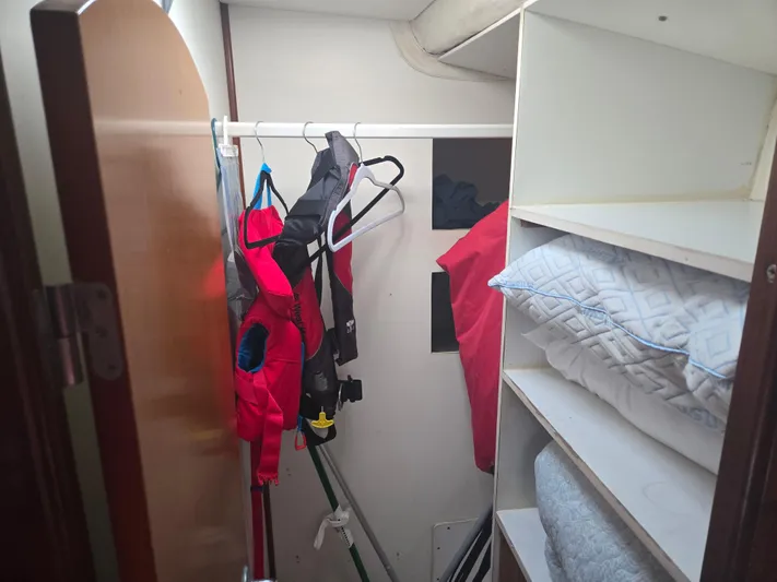 2nd Wind Yacht Photos Pics 