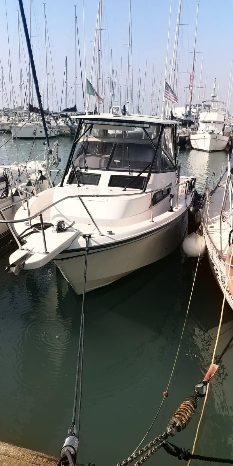 2000 Custom Grady White Boats 300 Marlin WA