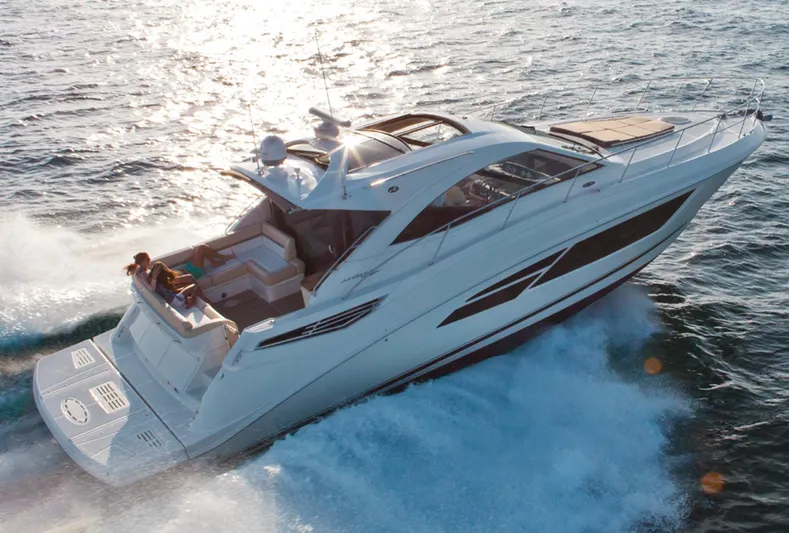 Tam- E- Lee Yacht Photos Pics 