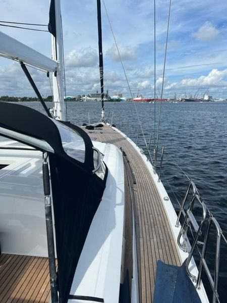 2016 Jeanneau 64