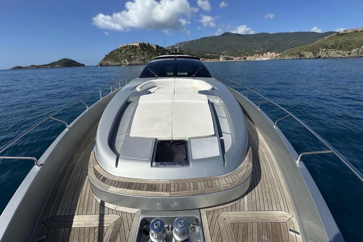 2018 Riva 87 