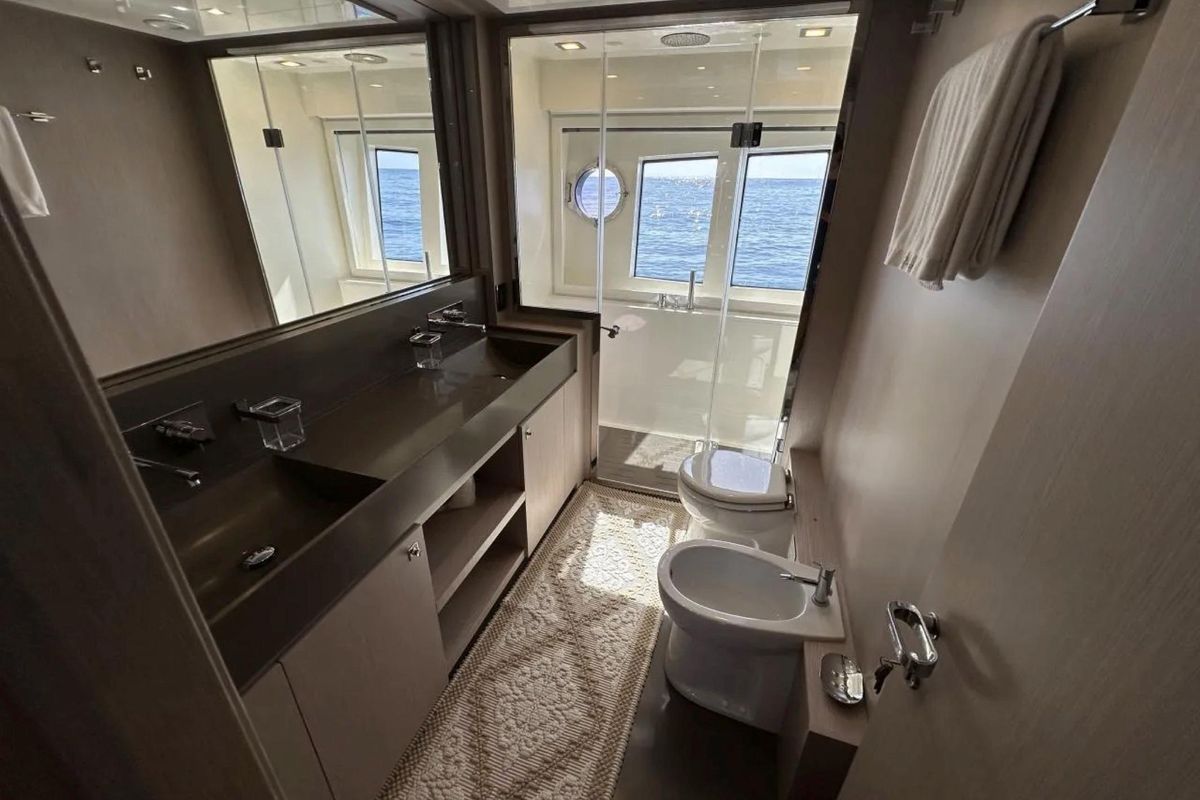 2018 Riva 87 
