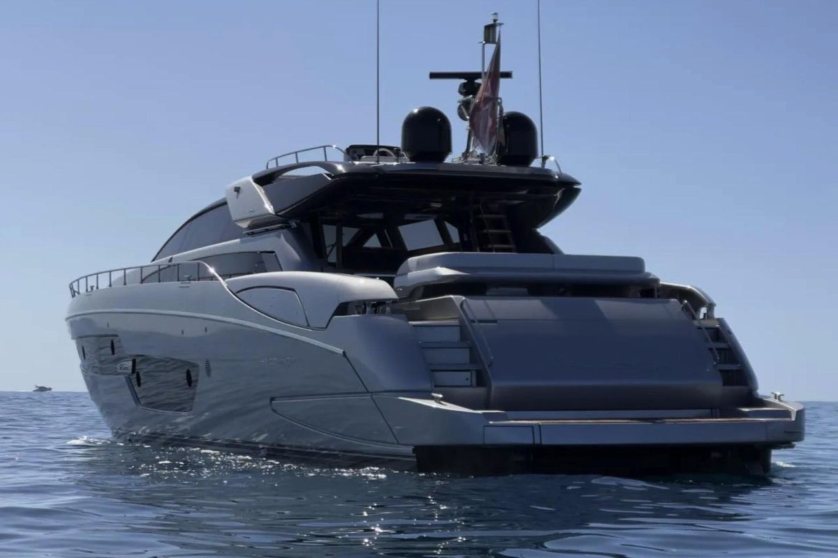 2018 Riva 87 