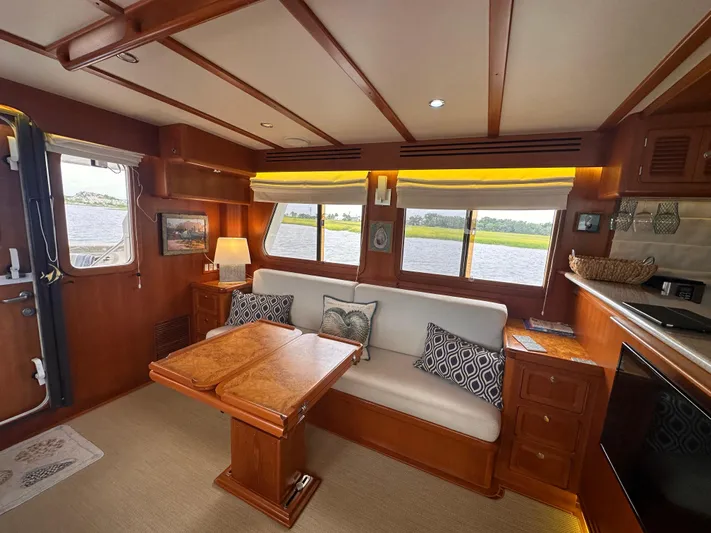 Andiamo Yacht Photos Pics 