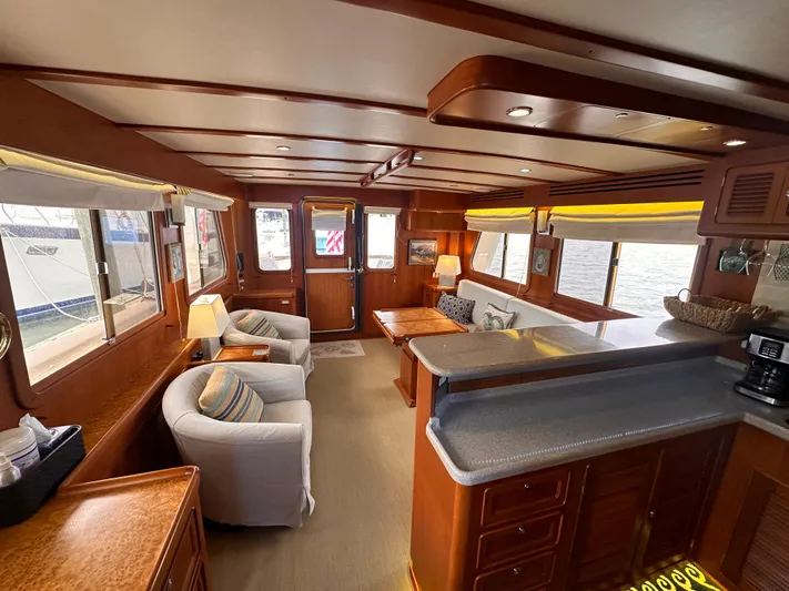 Andiamo Yacht Photos Pics 