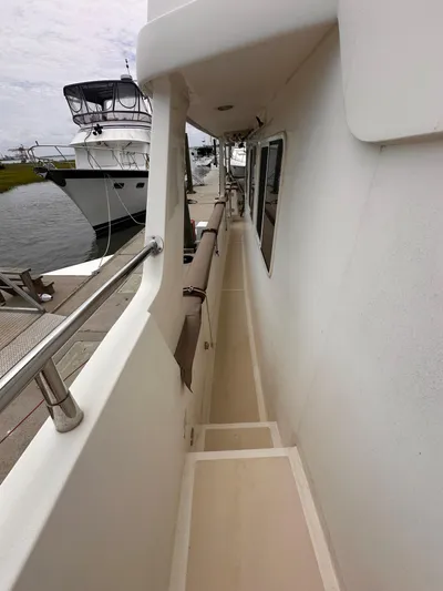 Andiamo Yacht Photos Pics 