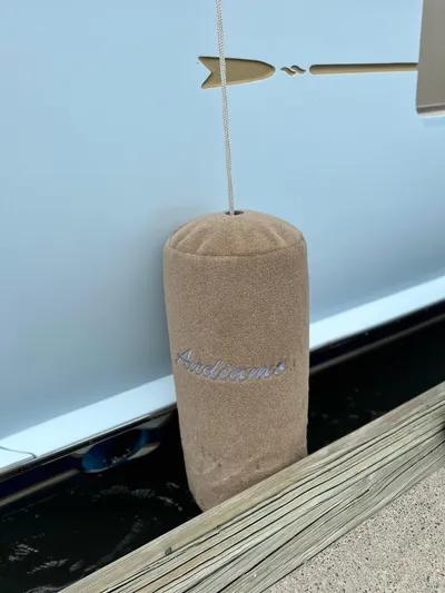 Andiamo Yacht Photos Pics 