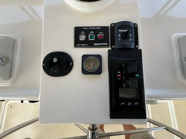 Andiamo Yacht Photos Pics 