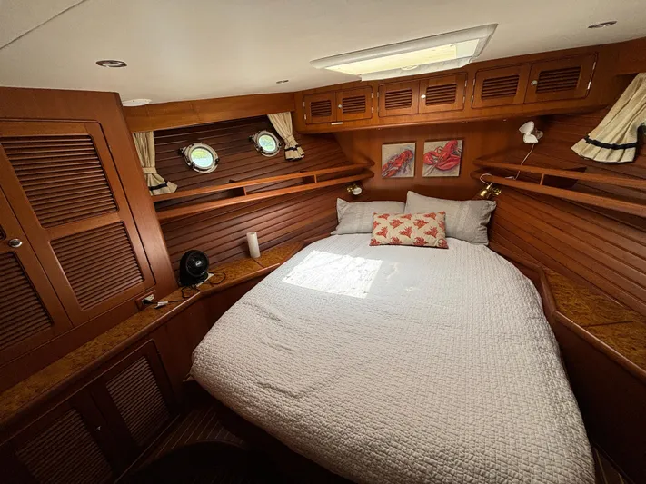 Andiamo Yacht Photos Pics 